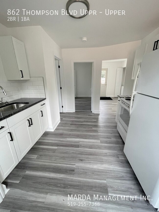 Building Photo - MODERN 2 BEDROOM/1 BATHROOM - EAST WINDSOR... Unit Upper