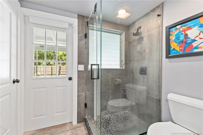 Building Photo - 530 S Manor Dr