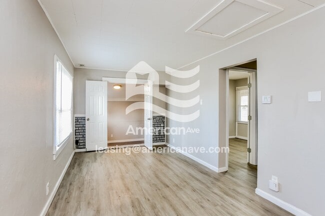 3584 Gordon Ave