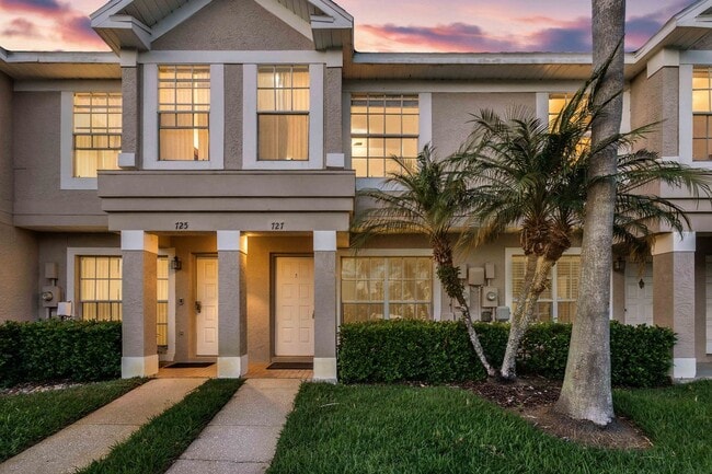 Building Photo - 727 Kensington Lake Cir