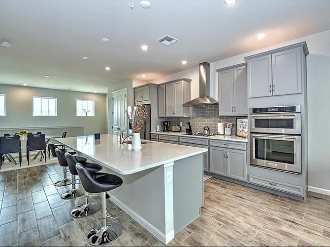 Photo - 4713 Arboretum Cir Unit #202