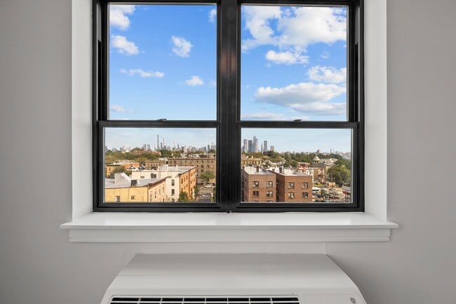 Photo - 121 34th St Unidad 303