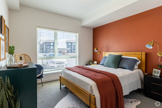 1BR, 1BA - 745SF
