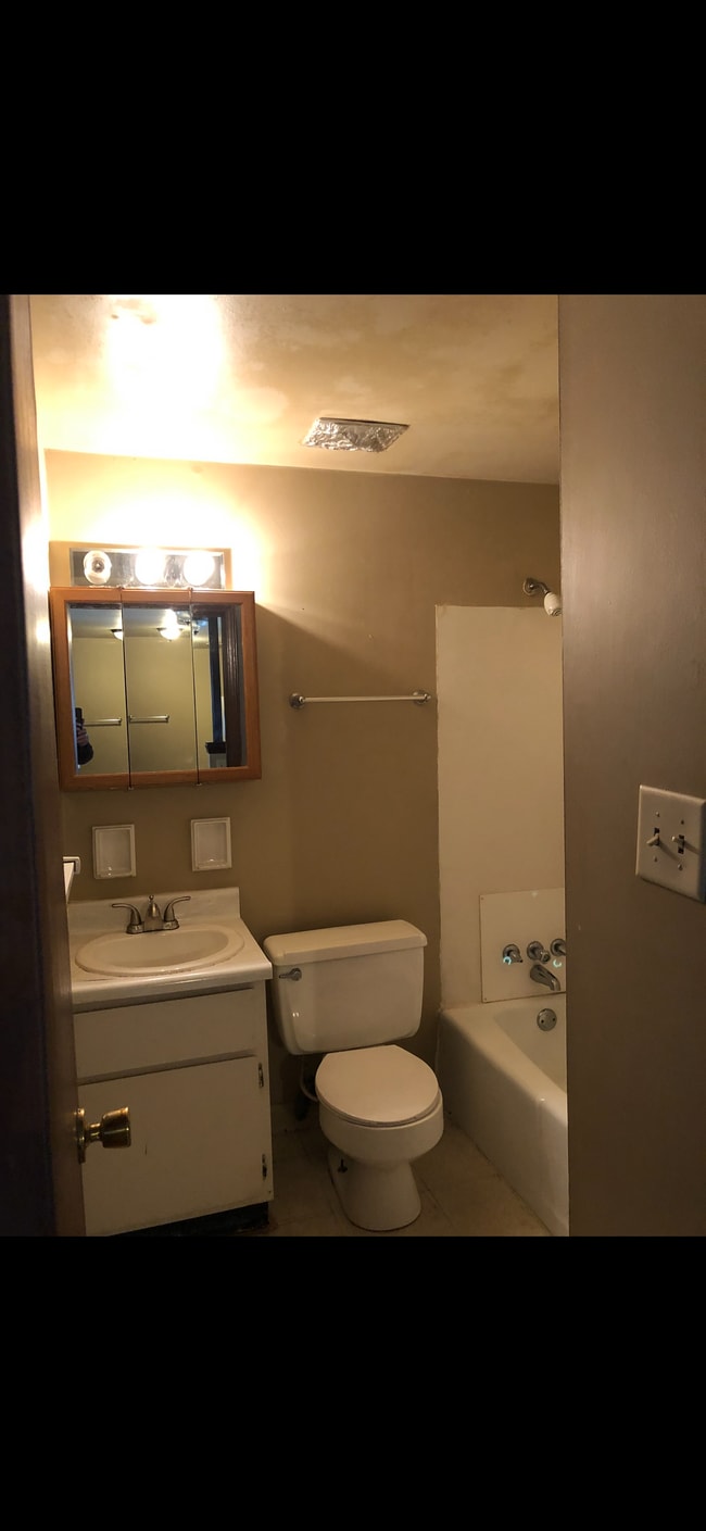 Photo - 1028 Elmwood Ave Unit Elmwood Arms