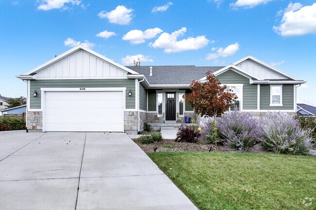 Building Photo - 4144 W Foxview Dr Rental