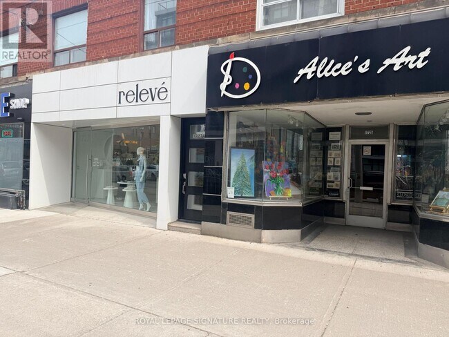 Photo - 1727a Bayview Ave