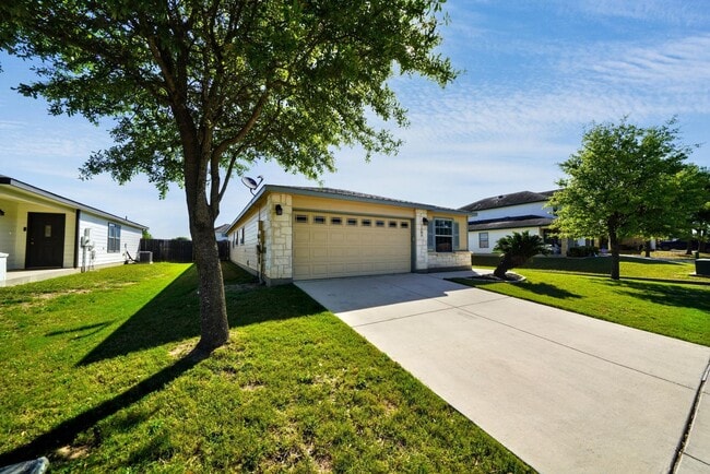 Photo - Beautiful home in the desirable Trails of Kensington Ranch, Schertz, TX - Realtor Commission: $500
