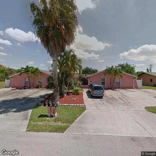 Building Photo - 609 SE 23rd Pl Unit 1