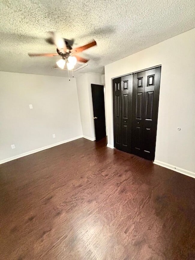 Photo - 4721 Samantha Ave Unidad 4723 Samantha Ave