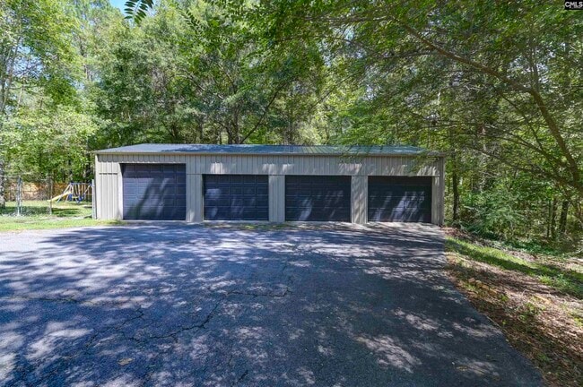 Photo - 457 Amicks Ferry Rd