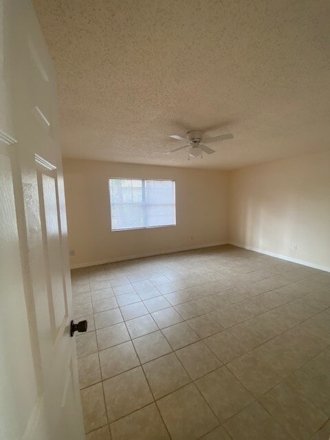 Photo - 19 Woodstone Ln