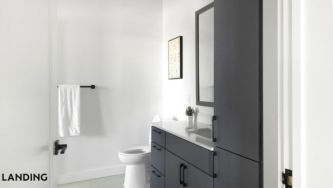 Photo - 1007 S Mint St Unidad 701