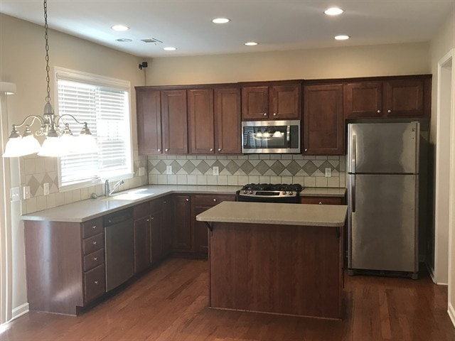 Photo - 811 Greenwood Crossing