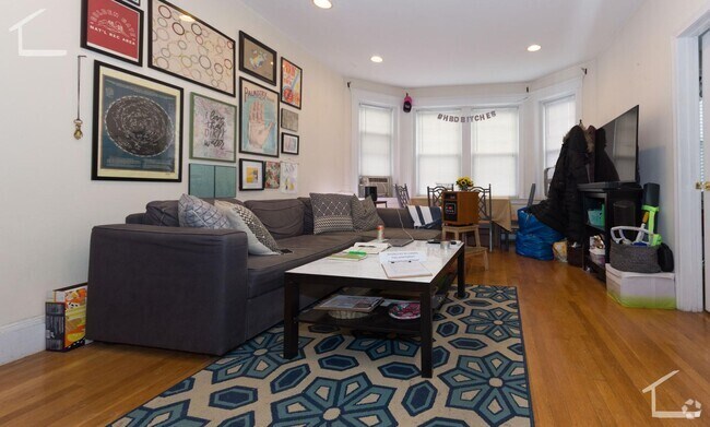 Building Photo - HOT BROOKLINE LISTING!!!!! Rental