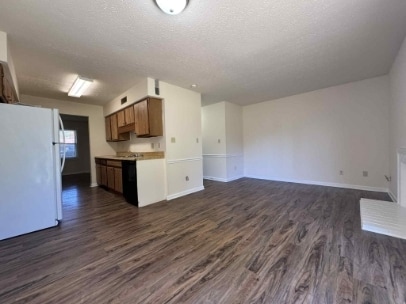 Photo - 1730 Oshea St