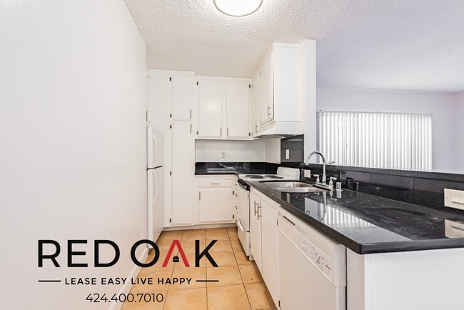 Photo - 1545 N Bronson Ave Unidad 221