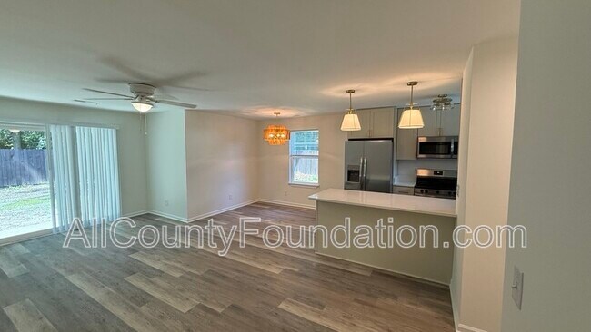 123 Woodduck Dr Unit B