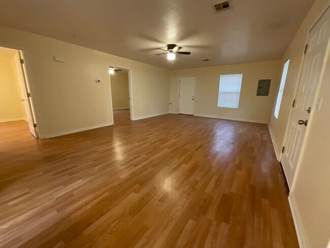 1105 Katherine Ave