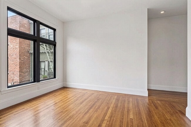 Photo - 2232 California St Unit Pacific Heights Victorian Flat