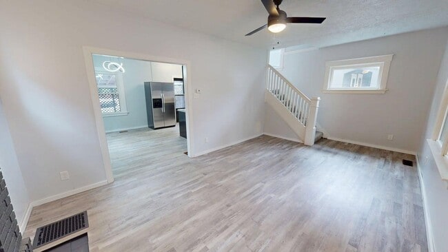 Photo - 6232 Montgomery Rd