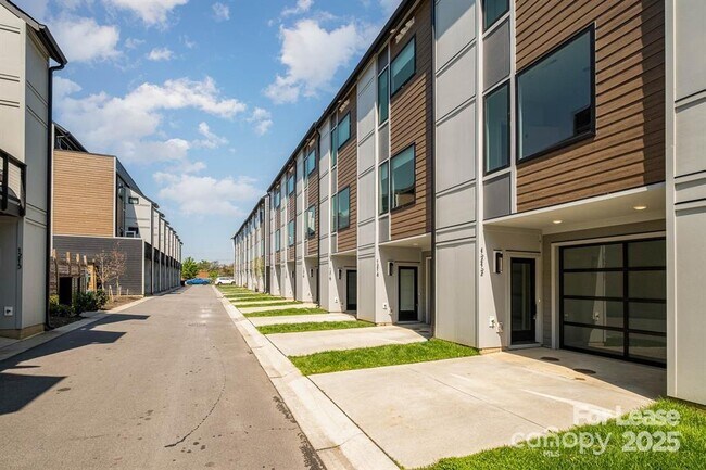 Photo - 1225 Minter Pl