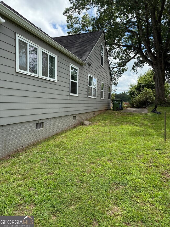 Photo - 969 Arden Ave SW Casa