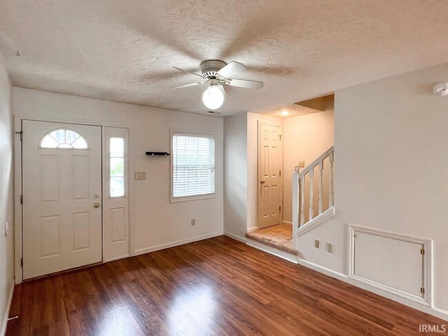 Photo - 777 E Sherwood Hills Dr Condo