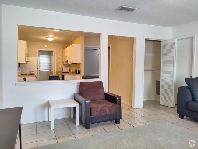 Building Photo - 755 Burcale Rd Unit F1 Rental