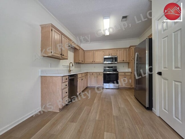 Photo - 158 Sugar Dr