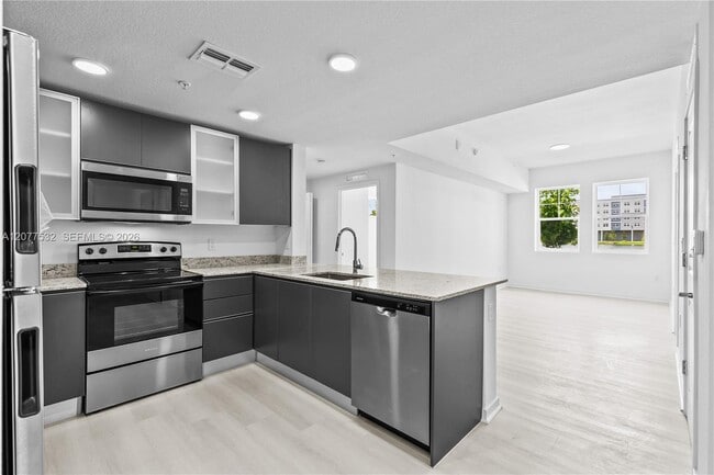 Building Photo - 5579 Millennia Park Dr Unit 121