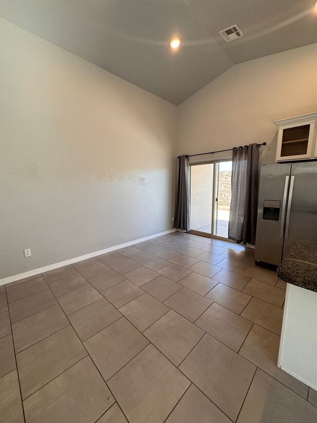 Photo - Beautiful Home in Great Location-, $500 off first months rent