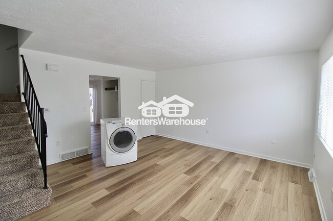 Photo - 85 S 18th Ave