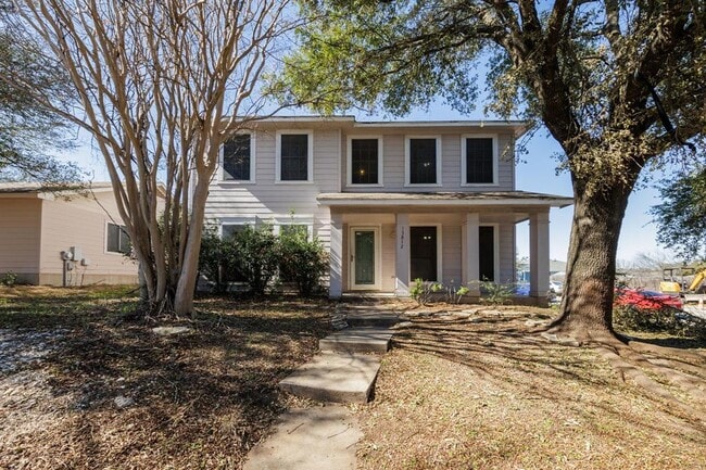Photo - 13812 Spring Heath Rd House