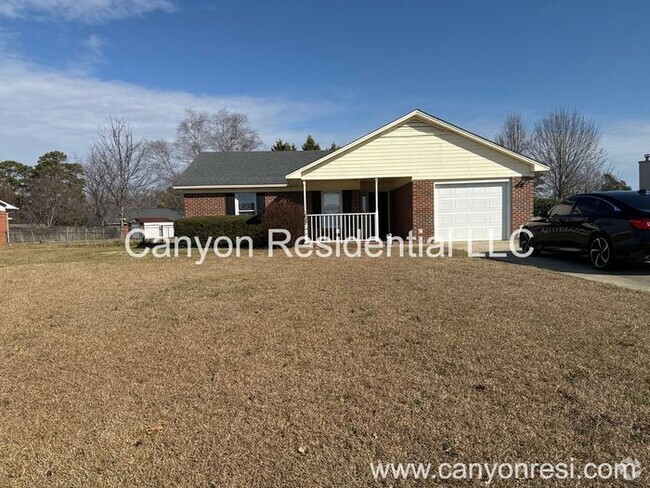 Building Photo - Charming Dovefield Haven: Timeless Appeal ... Rental