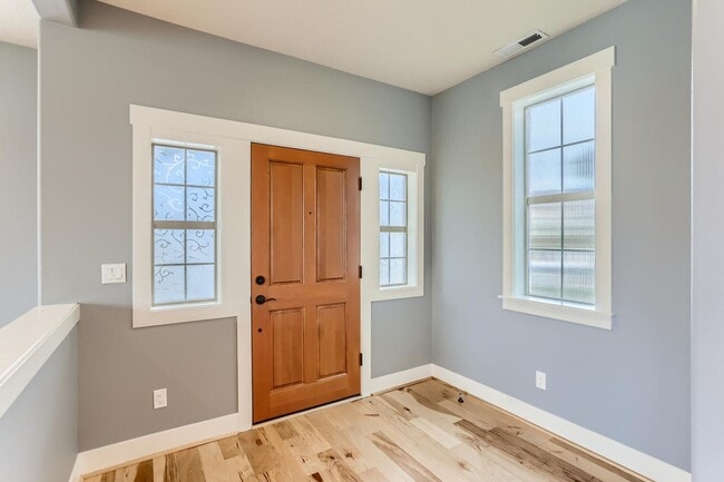 Photo - Elegant Orenco Home with Granite Kitchen, Fireplace & Private Greenspace