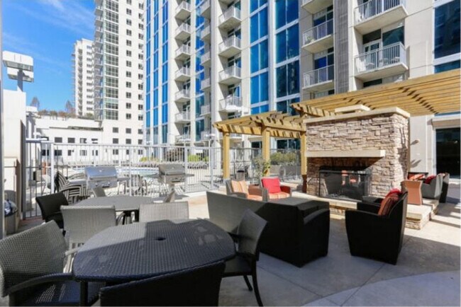 Photo - 415 S Mint St Unidad ID1344180P