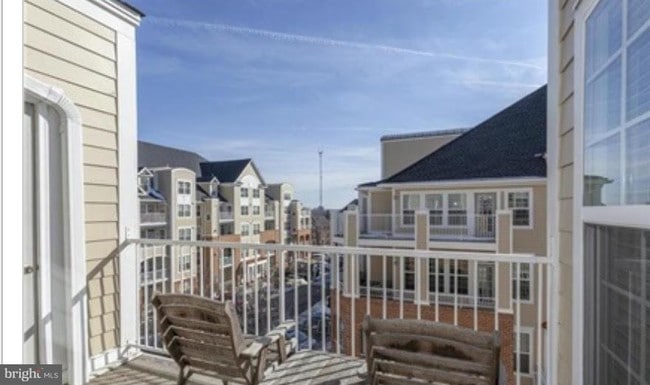 Building Photo - 2700 Bellforest Ct Unit 405