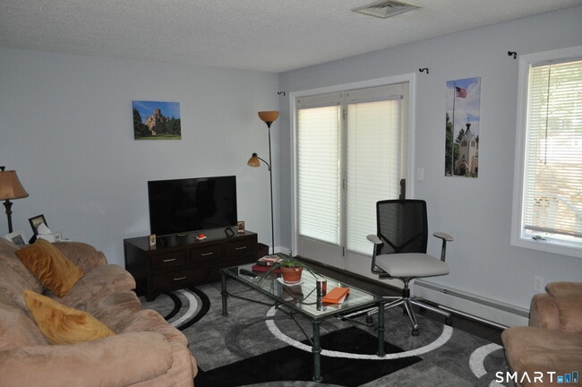 Photo - 110 Songbird Ln Unit 110