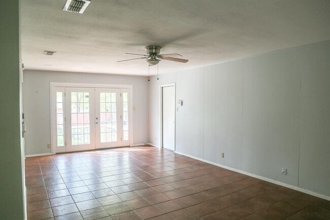 Photo - 6309 Craigwood Cir