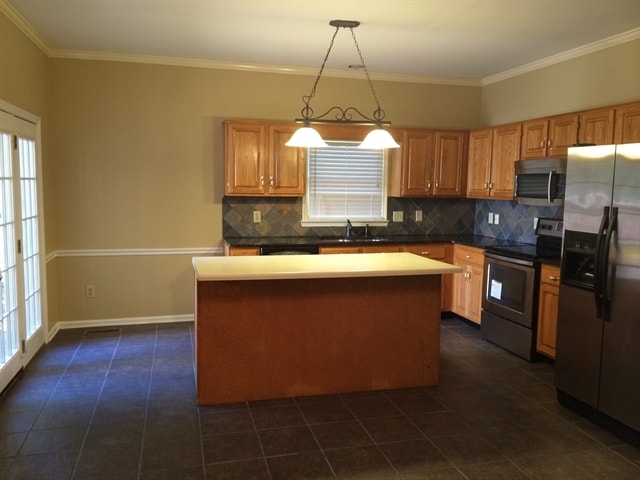 Photo - 1216 Buckingham Cir