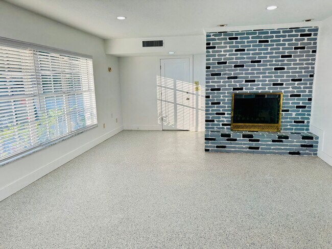 Photo - 13815 Good Life Rd