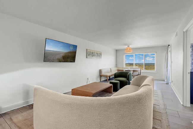 Building Photo - 511 S Ocean Blvd Unit SI ID1512906P