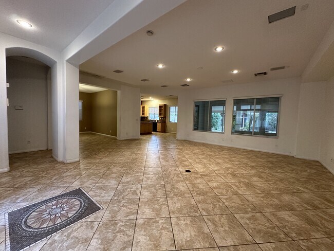 Photo - 7185 Windy Peak Ct