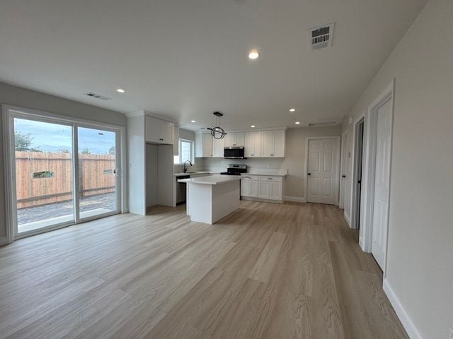 2245 Goldenstar Court