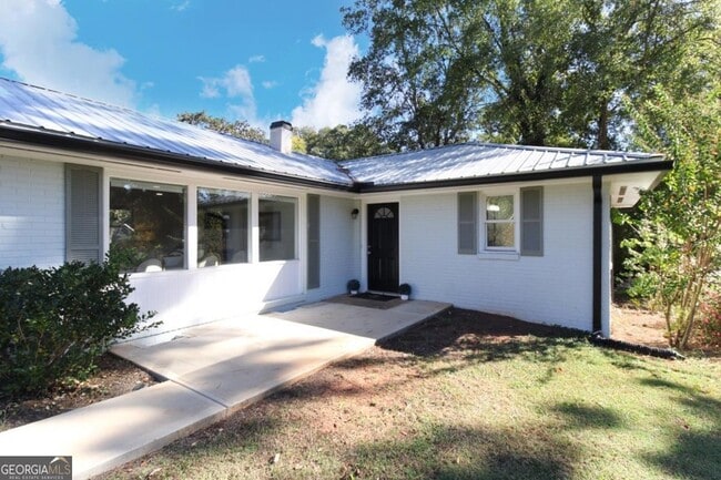 Photo - 1092 West Lake Dr