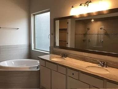 Photo - 713 Woodview Dr