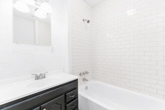 Photo - Ramsay Apartments