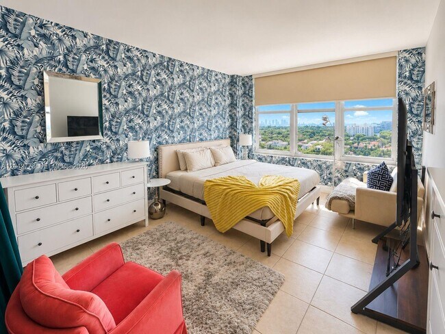 Photo - 4747 Collins Ave Unidad 1101