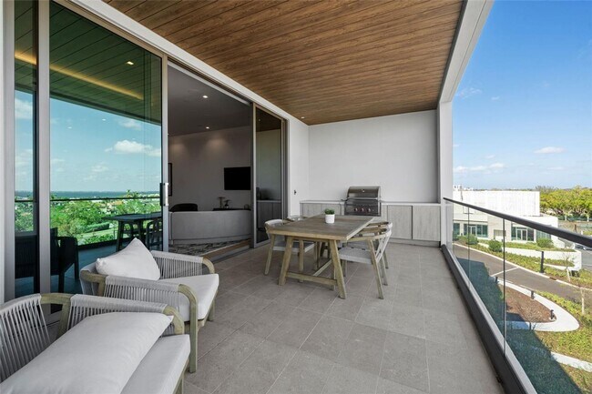 Photo - Unfurnished Luxury Rental at The St. Regis Longboat Key