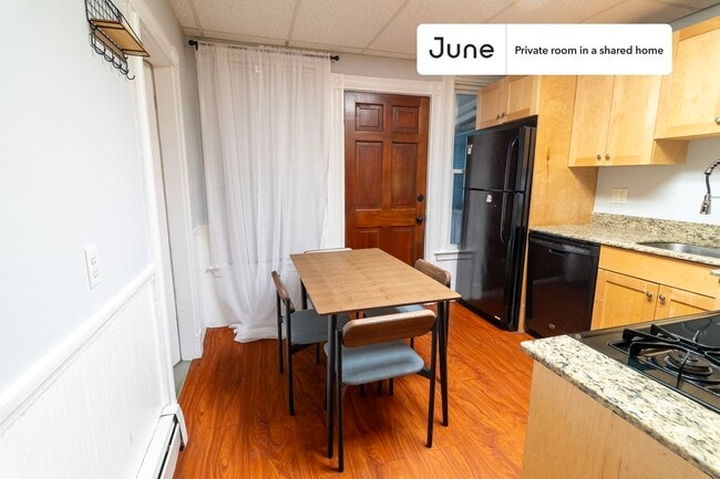 Photo - Room in Shared 3 bed/1 bath home Unit A